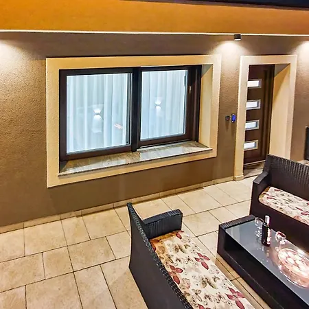 Lovely In With Kitchen *